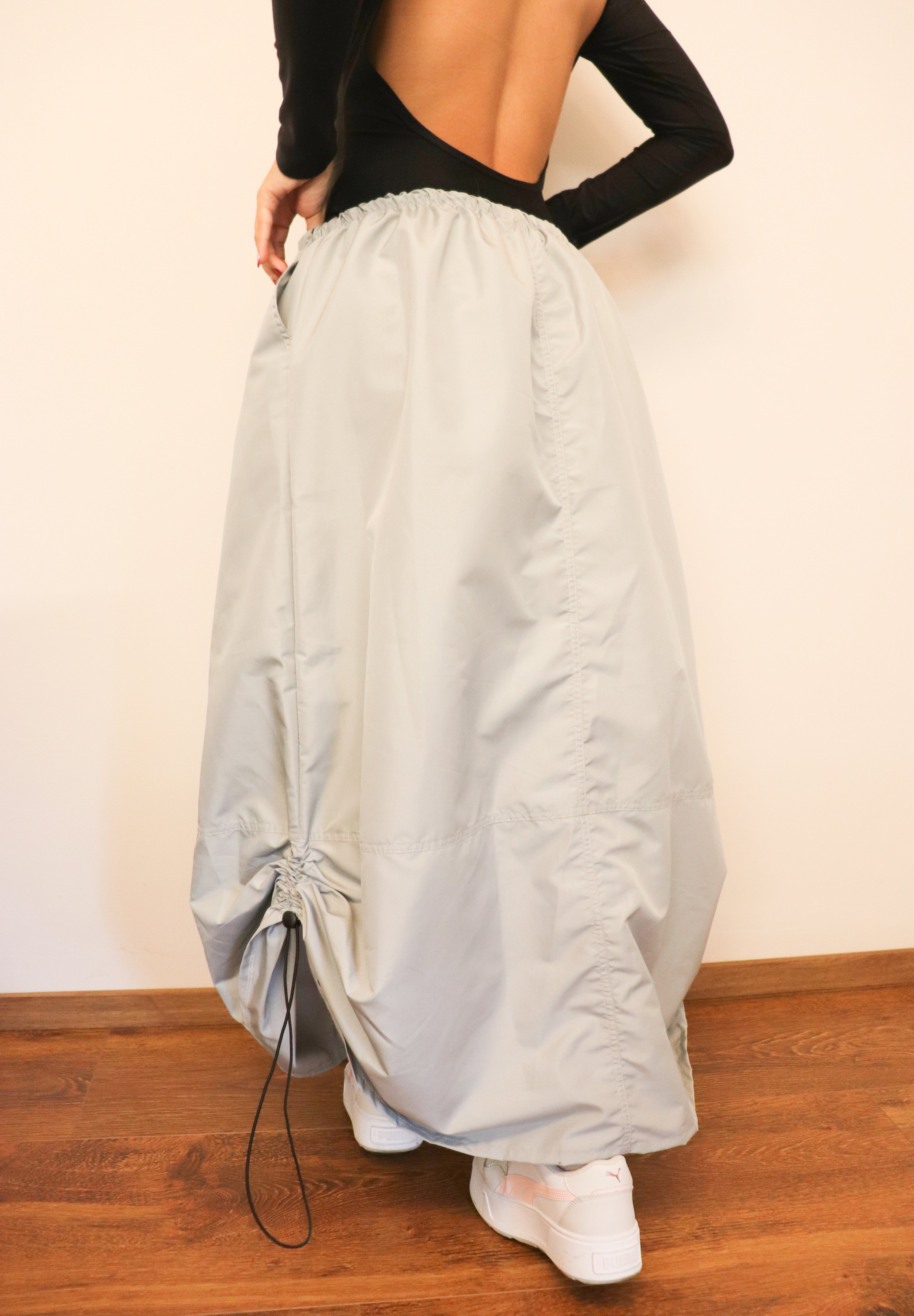 Falda Parachute